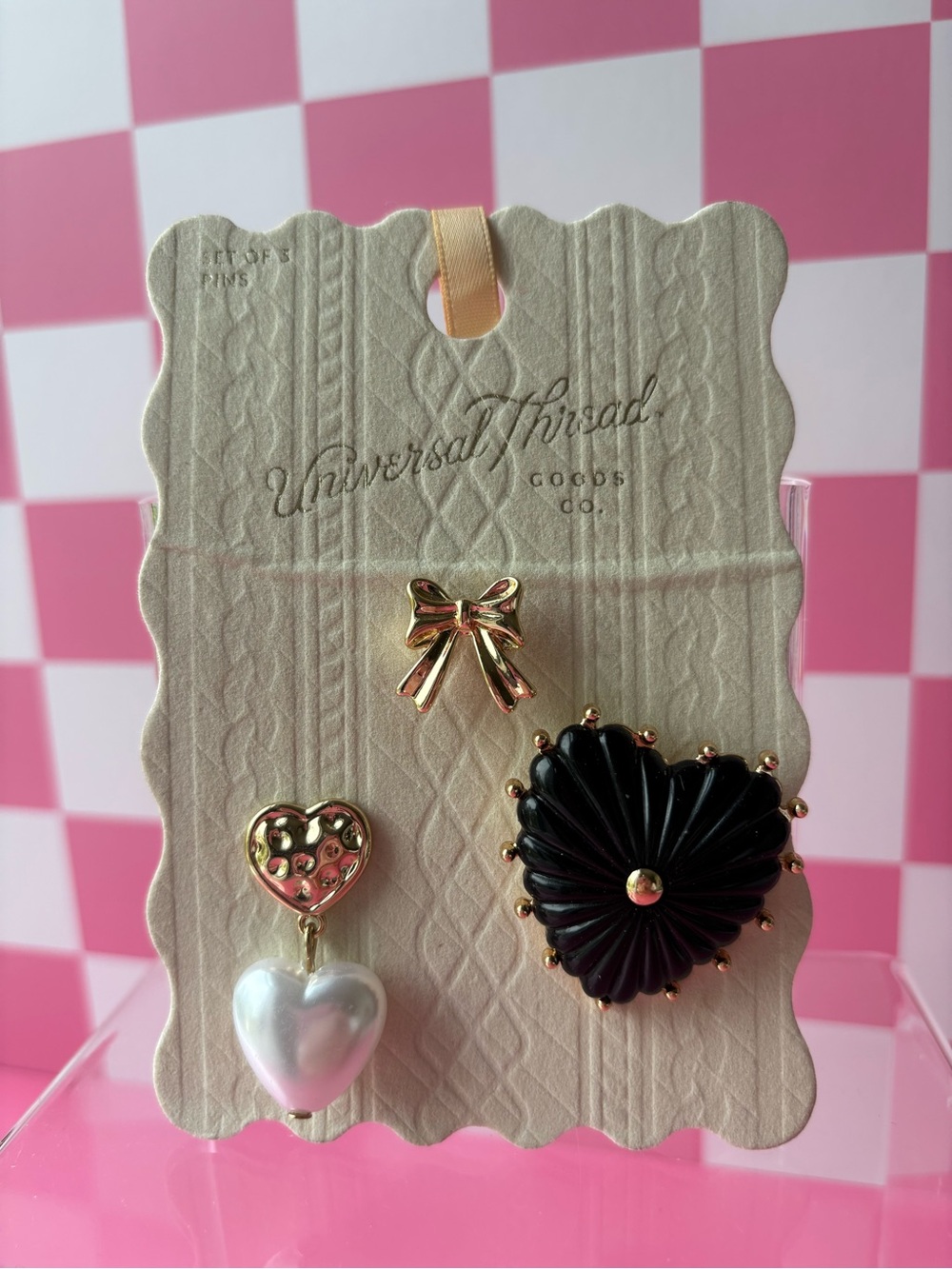 Universal Thread Gold Pin Set